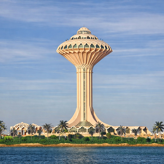 ستة عقود في تحديد <br>